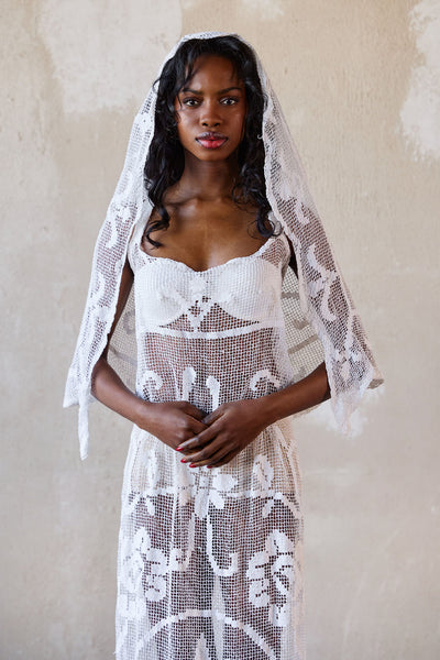 Madeline Hood Veil